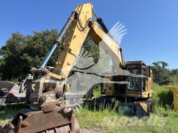 CAT 321D LCR Mežizstrādes mulčeri