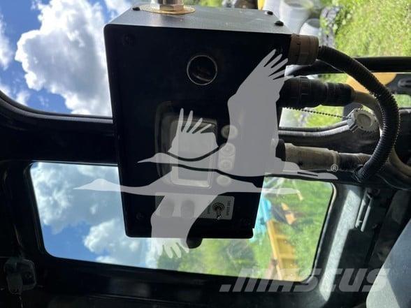 CAT 321D LCR Mežizstrādes mulčeri