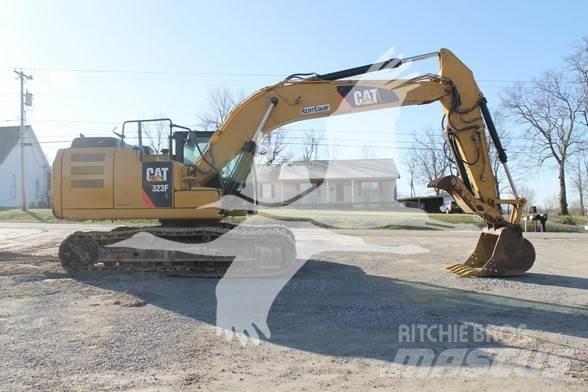 CAT 323FL Kāpurķēžu ekskavatori