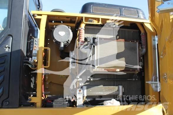 CAT 323FL Kāpurķēžu ekskavatori