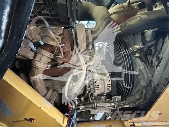 CAT 420F2 IT Ekskavatori-iekrāvēji