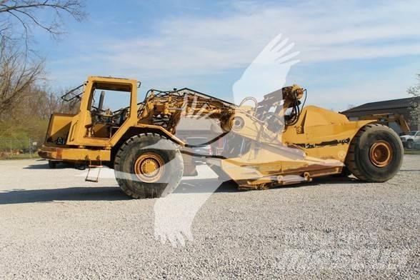 CAT 615C II Skrēperi