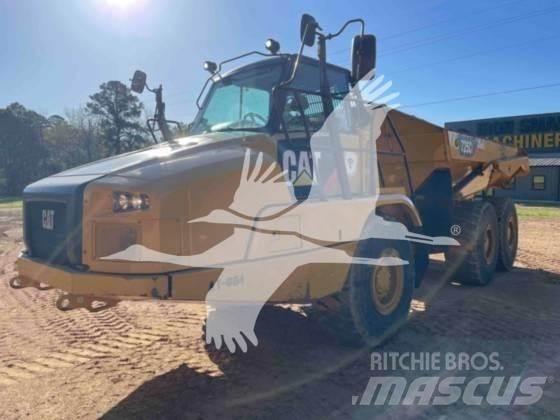CAT 725C2 Artikulētie pašizgāzēji