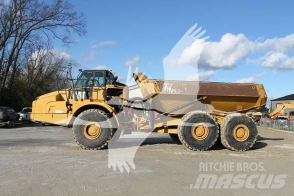 CAT 745C Artikulētie pašizgāzēji