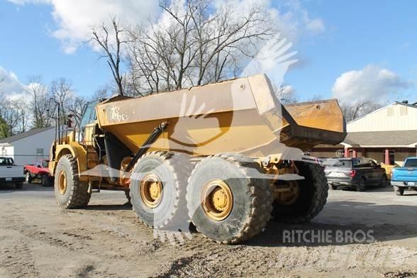 CAT 745C Artikulētie pašizgāzēji