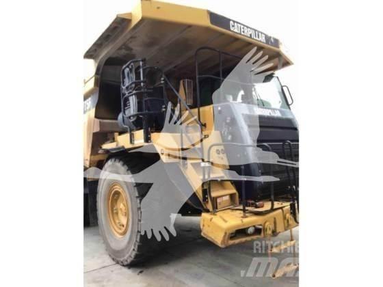 CAT 775F Artikulētie pašizgāzēji