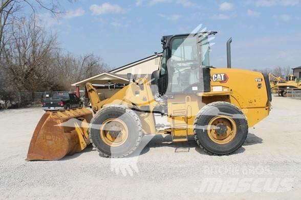 CAT 914 Iekrāvēji uz riteņiem