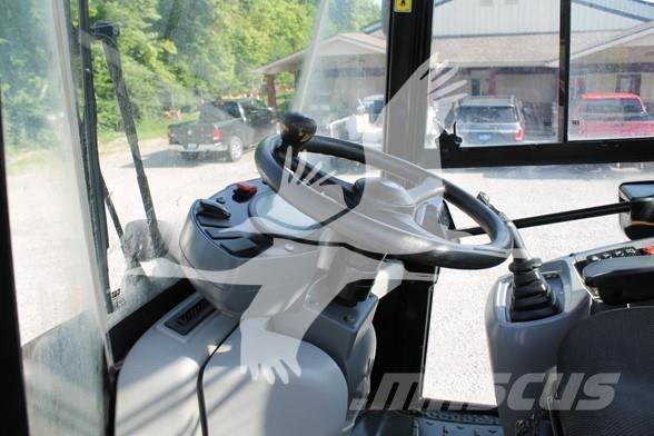 CAT 914M Iekrāvēji uz riteņiem