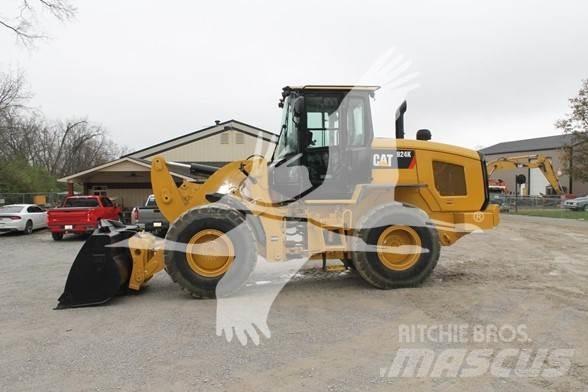 CAT 924K Iekrāvēji uz riteņiem