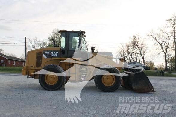 CAT 938H Iekrāvēji uz riteņiem