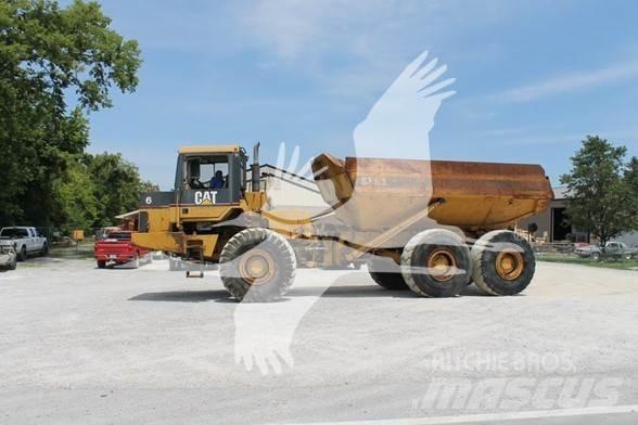 CAT D350E Artikulētie pašizgāzēji