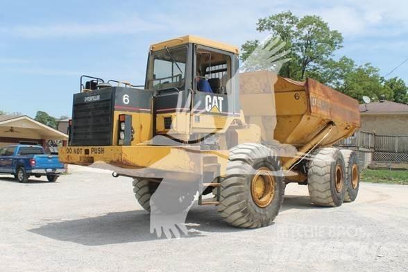 CAT D350E Artikulētie pašizgāzēji