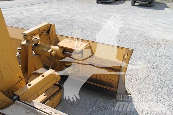 CAT D3C XL Kāpurķēžu buldozeri