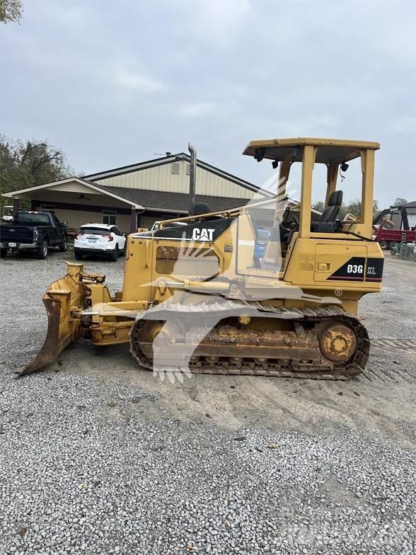 CAT D3G XL Kāpurķēžu buldozeri