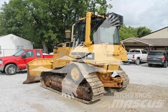 CAT D5M XL Kāpurķēžu buldozeri