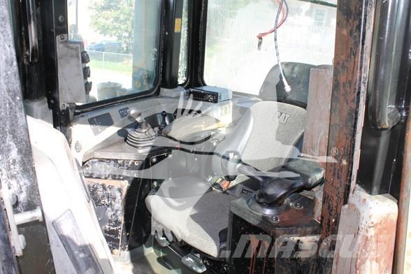 CAT D6T LGP Kāpurķēžu buldozeri