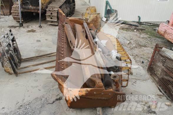 CAT D8R Kāpurķēžu buldozeri