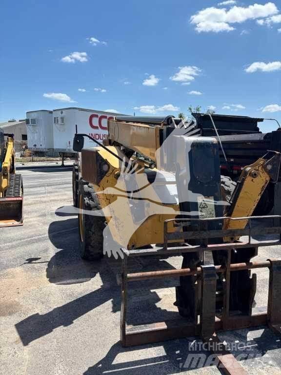 CAT TL943D Teleskopiskie manipulatori