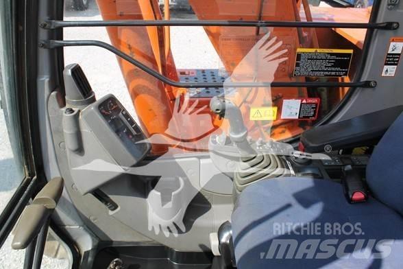 Hitachi ZX120 Kāpurķēžu ekskavatori