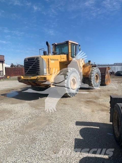 Volvo L220F Iekrāvēji uz riteņiem