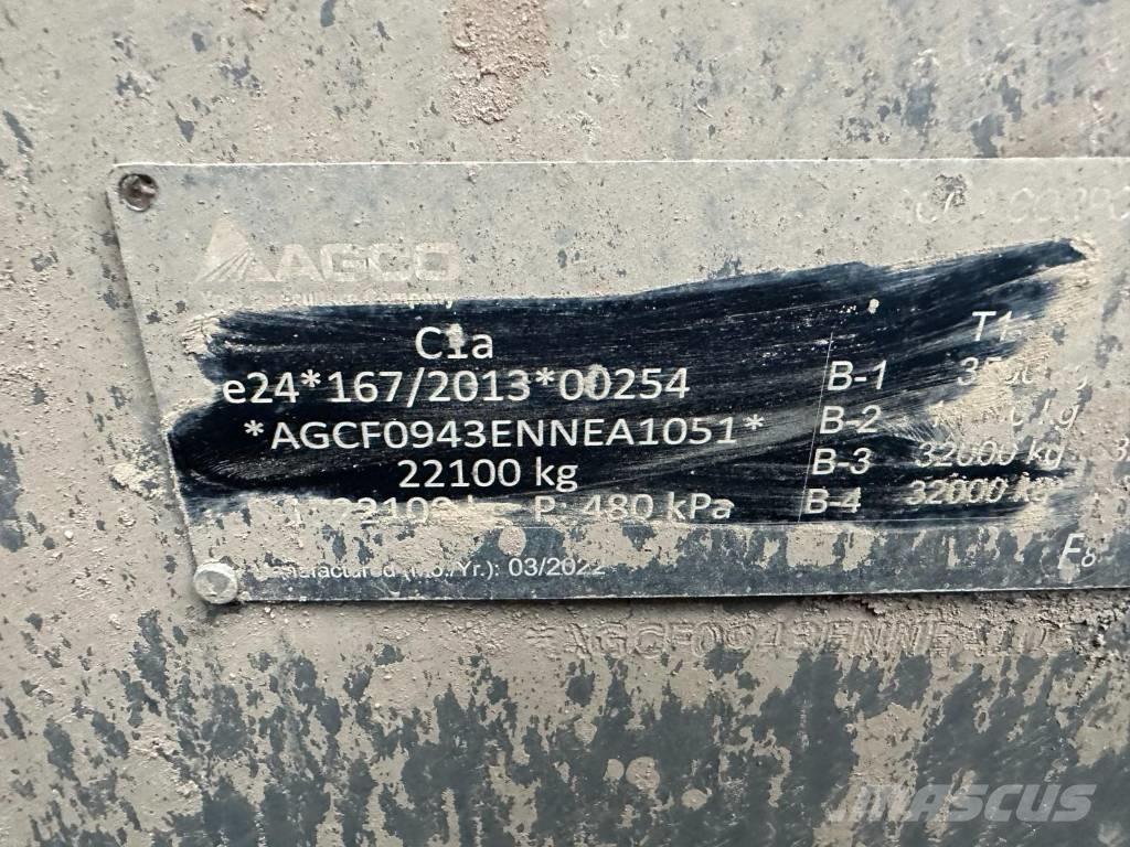 Fendt 943 Vario MT Traktori