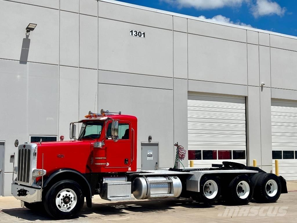 Peterbilt 389 Vilcēji
