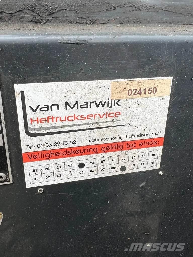 Linde E30-01 Elektriskie iekrāvēji