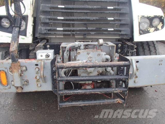 Freightliner 114 SD Būvniecība- Citi