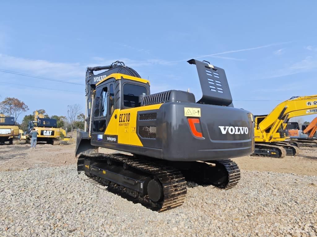 Volvo EC 210 Kāpurķēžu ekskavatori