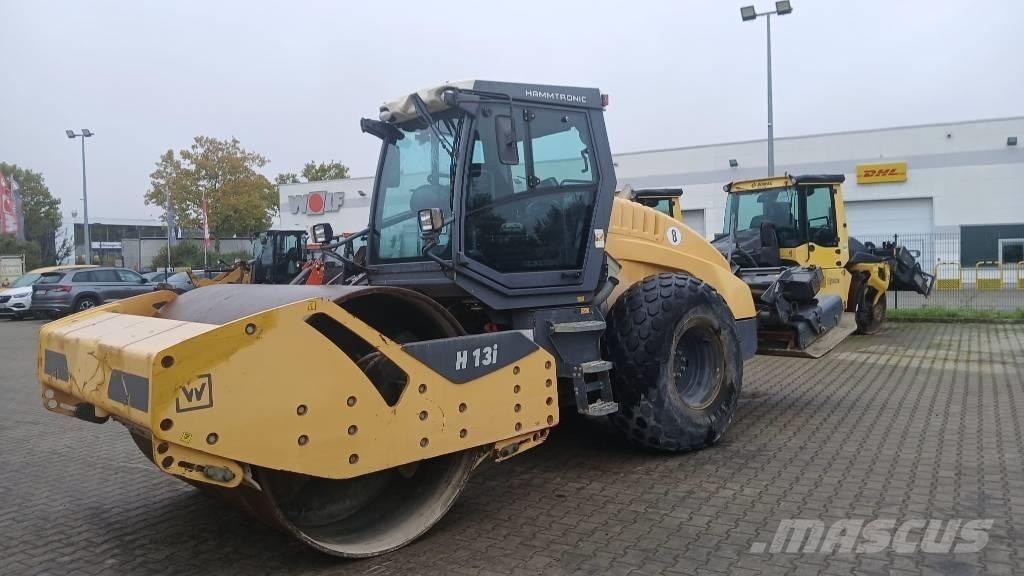Hamm H13 i Vienvalča grunts veltņi