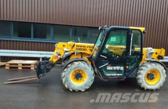 JCB 525-60 Teleskopiskie manipulatori