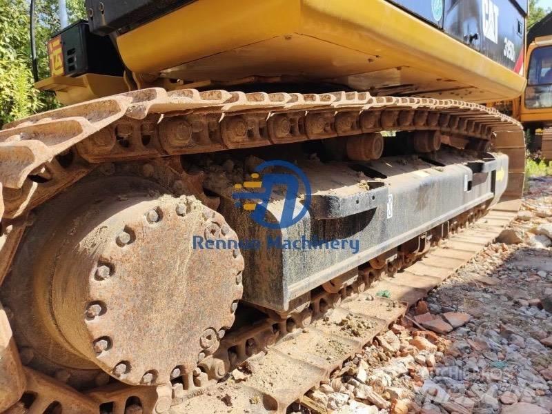 CAT 315D2 Vidēja lieluma ekskavatori 7 t - 12 t