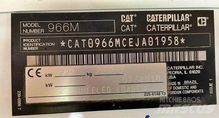 CAT 966M Iekrāvēji uz riteņiem