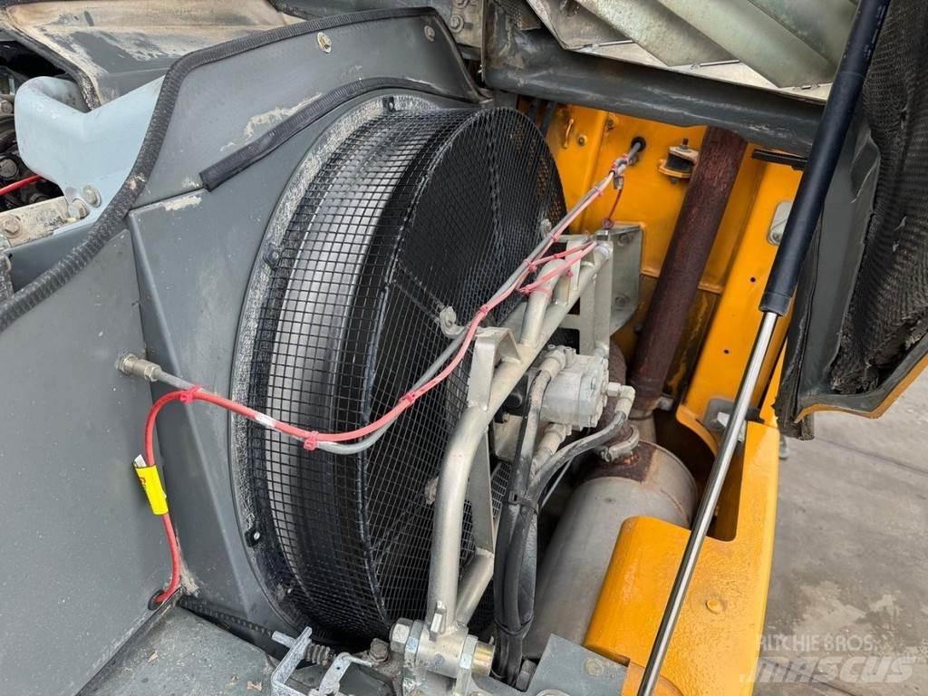 Liebherr A 316 Industriālie iekrāvēji