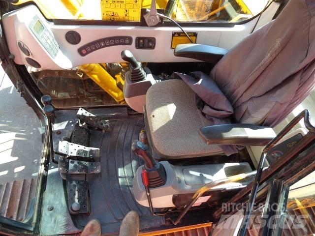 JCB JS 130 Kāpurķēžu ekskavatori