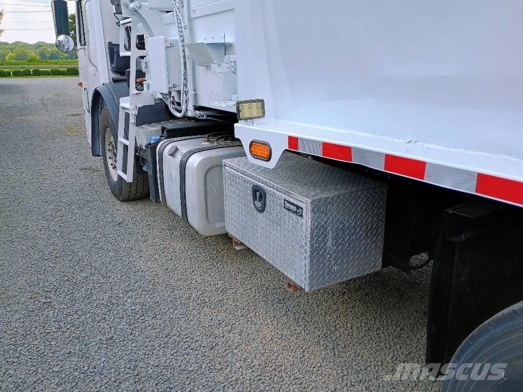 Mack LEU Atkritumu izvešanas transports
