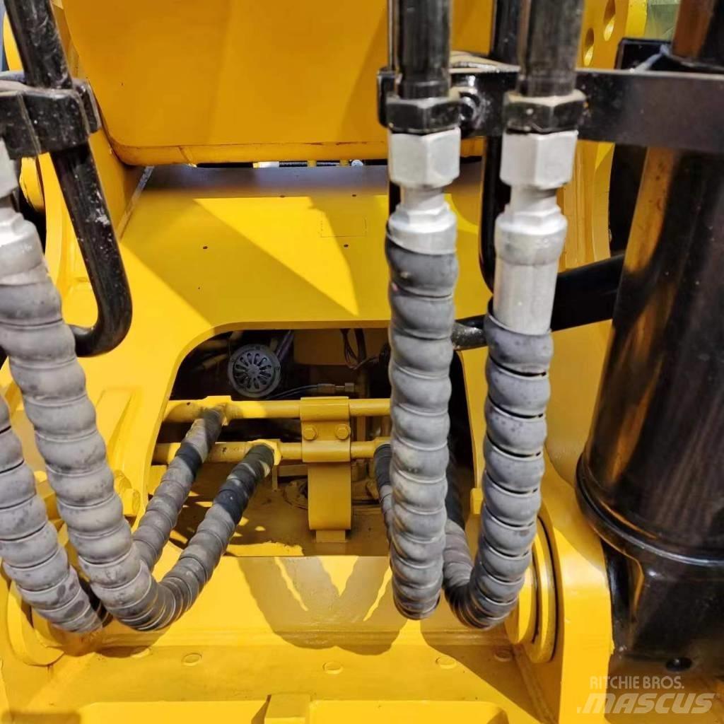 CAT 329 D Kāpurķēžu ekskavatori