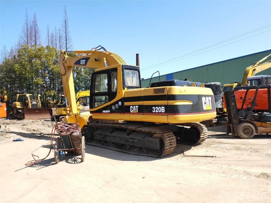 CAT 320B Kāpurķēžu ekskavatori