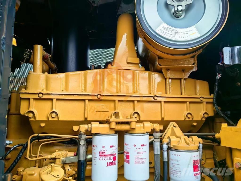 Shantui SD 32 Kāpurķēžu buldozeri