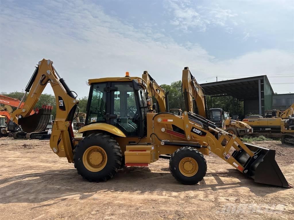 CAT 420 F2 Ekskavatori-iekrāvēji