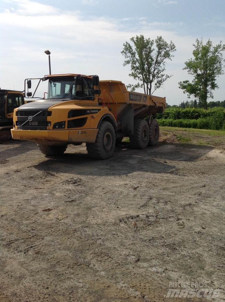 Volvo A30G Artikulētie pašizgāzēji