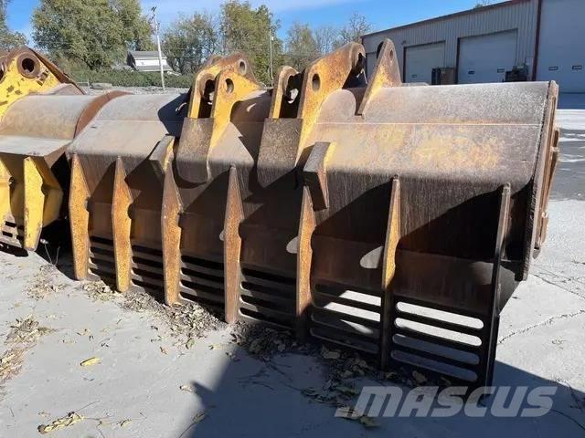 CAT 988 B Iekrāvēji uz riteņiem