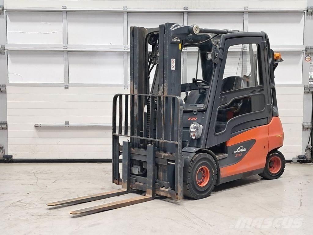 Linde E30-01 Elektriskie iekrāvēji