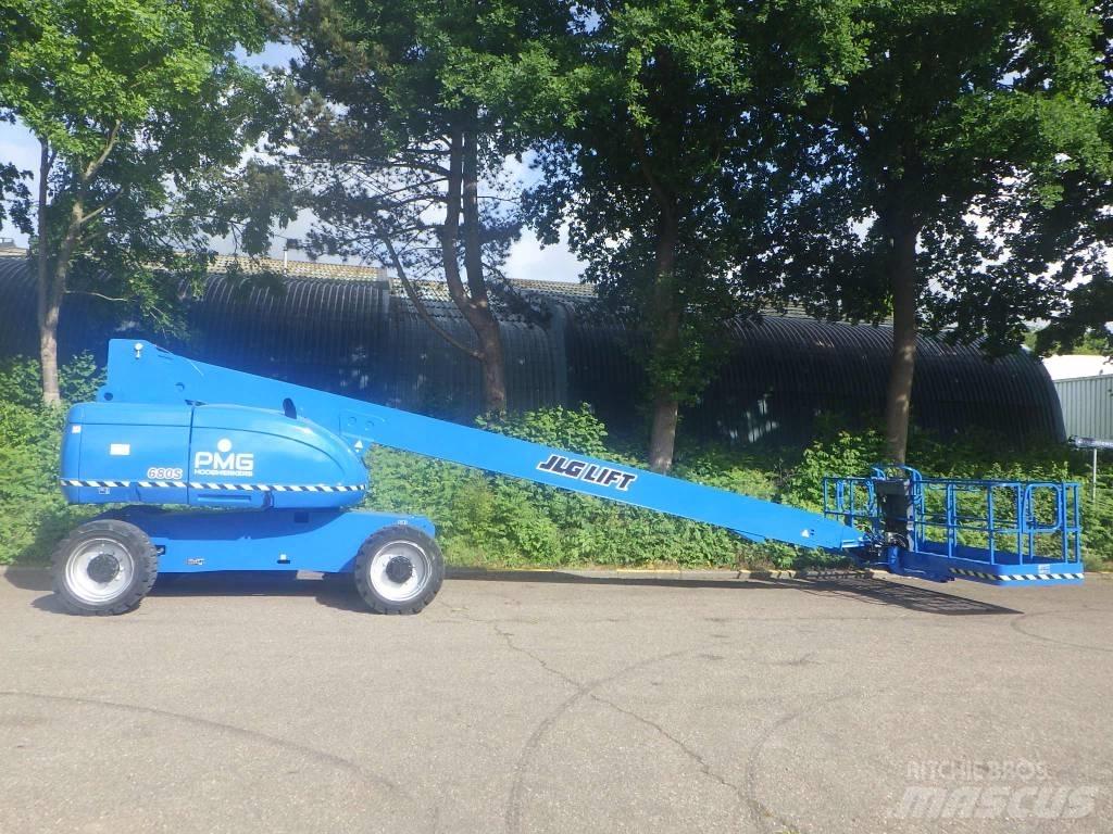 JLG 680S Teleskopiskie pacēlāji