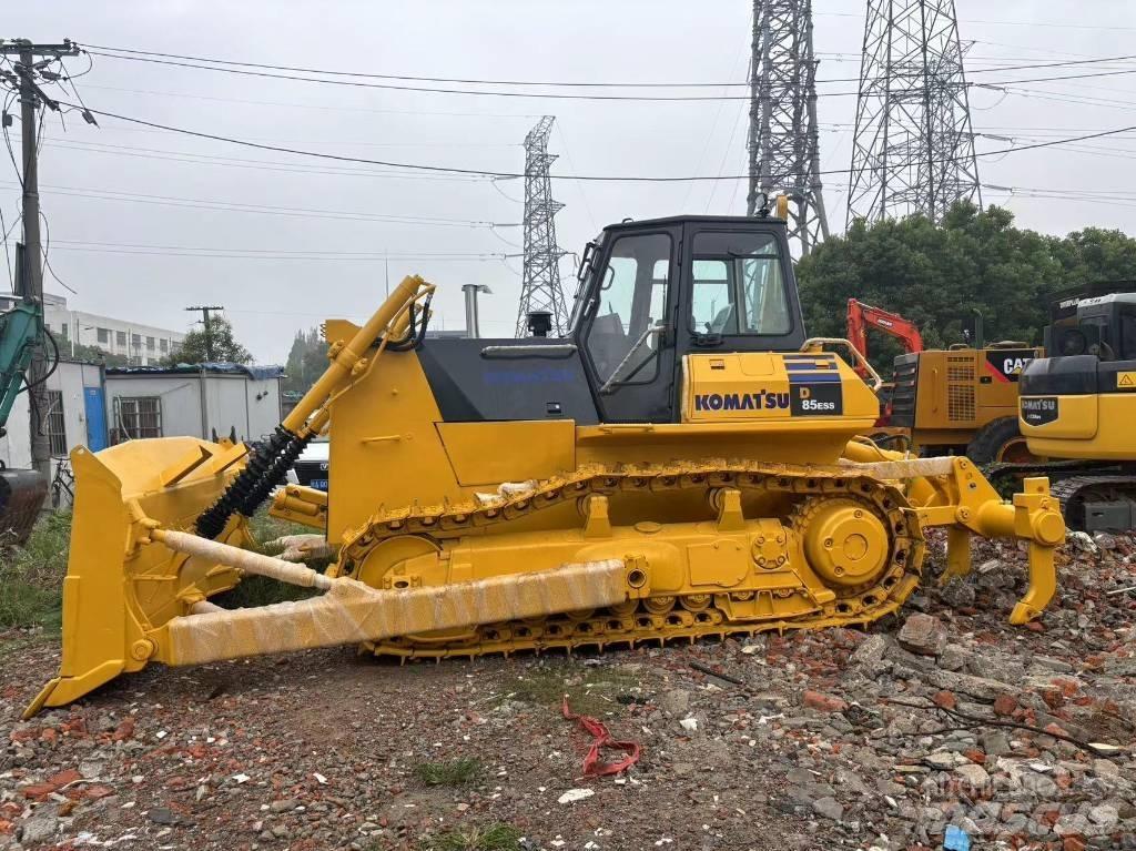 Komatsu D 85 E-12 Kāpurķēžu buldozeri