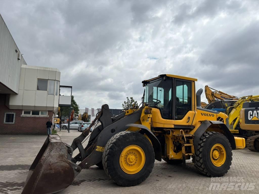 Volvo L 70 F Iekrāvēji uz riteņiem
