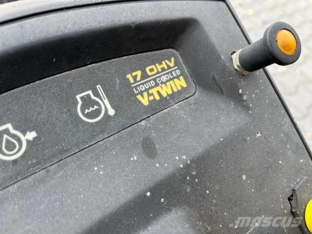 John Deere LX 188 Mauriņa traktors