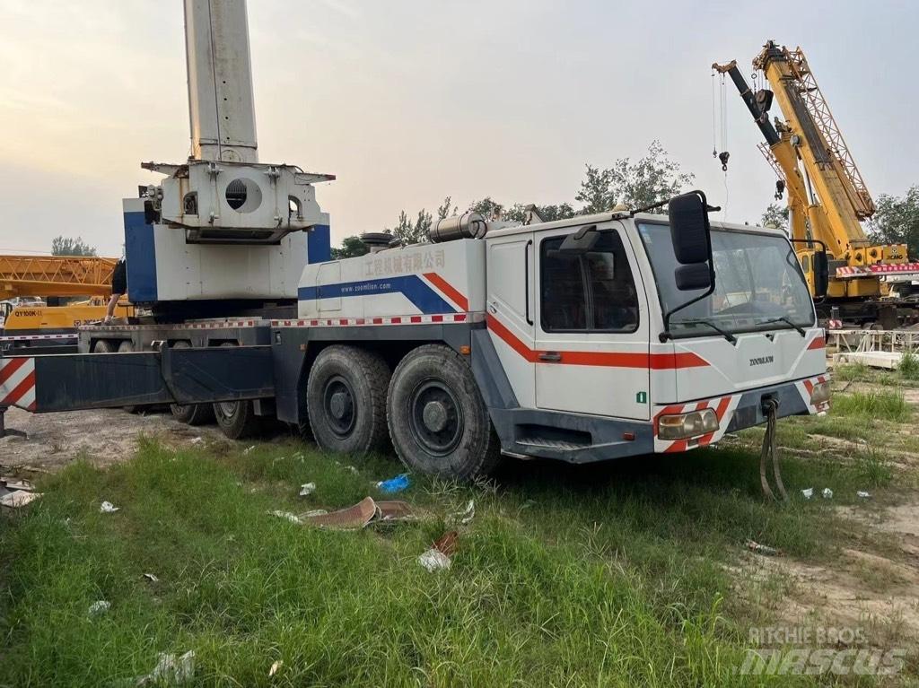 Zoomlion QAY220V Visurgājēji celtņi
