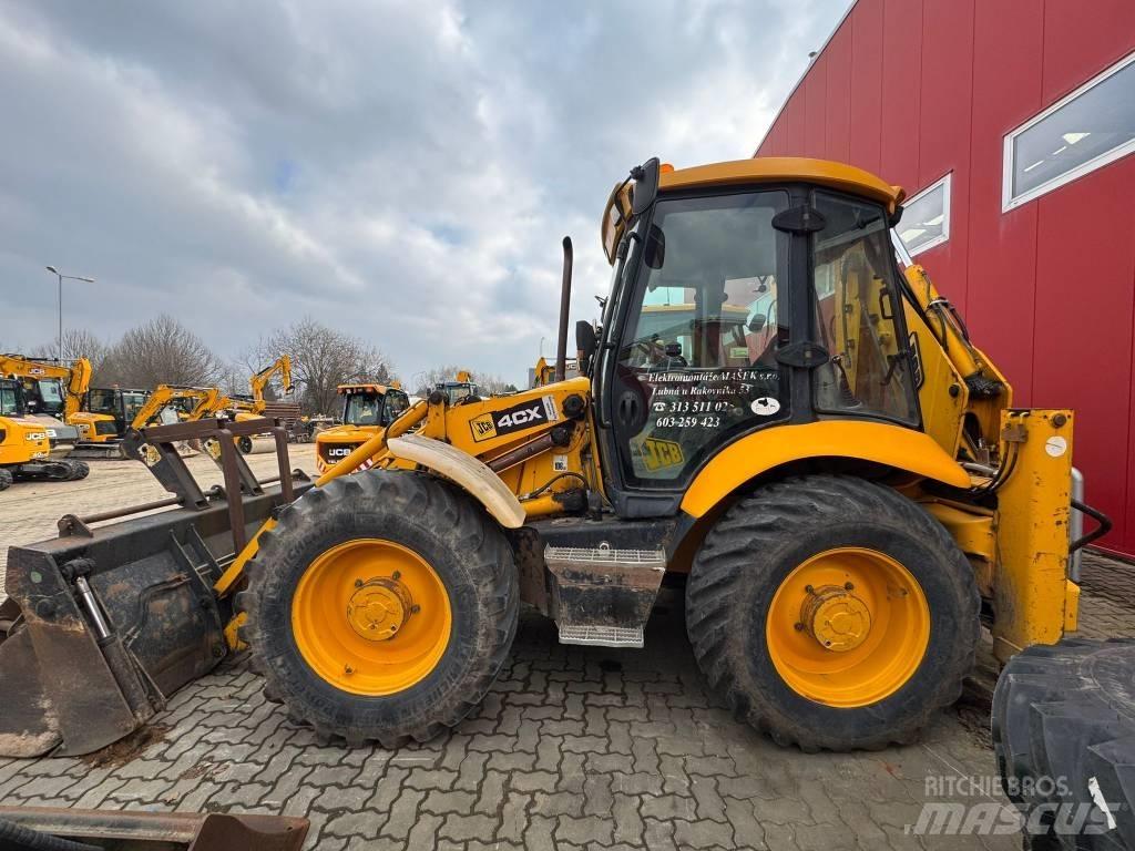 JCB 4 CX Super Ekskavatori-iekrāvēji
