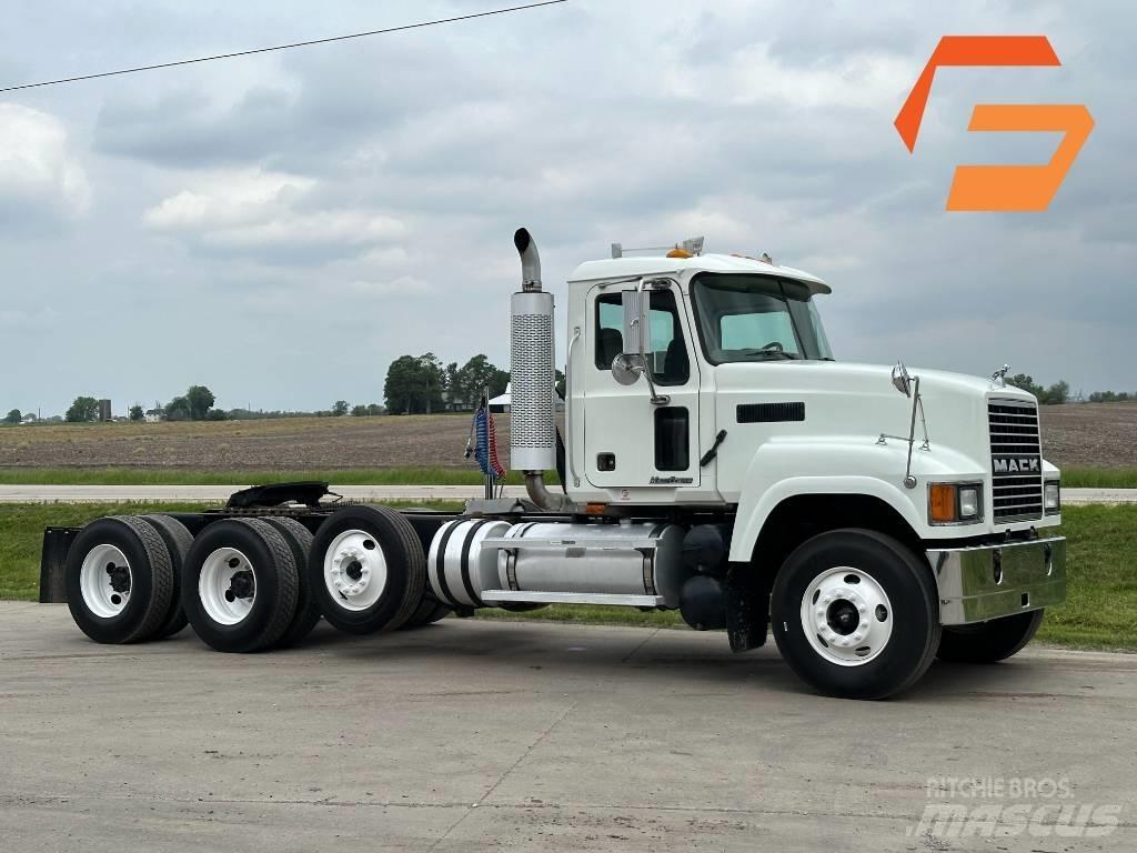 Mack CHN 613 Vilcēji